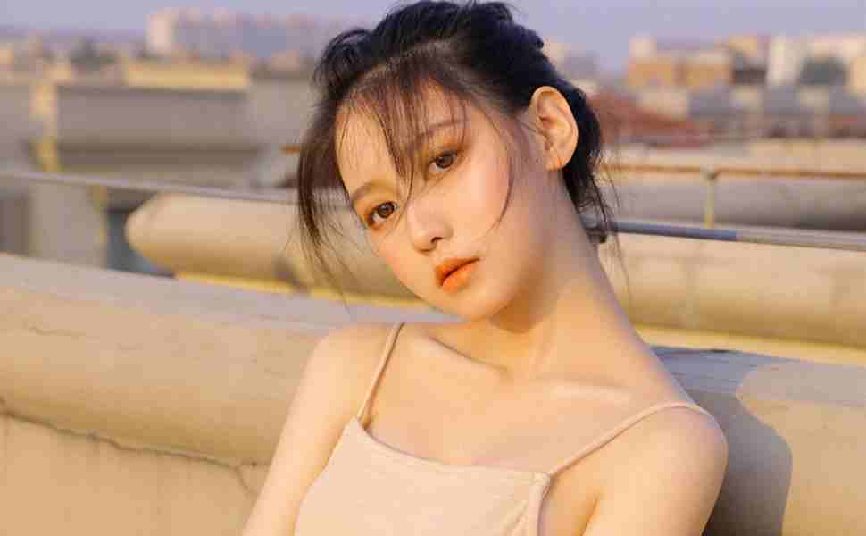 吃瓜文化的兴起与反思